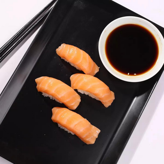 Fresh Salmon Nigiri (2 Pieces)